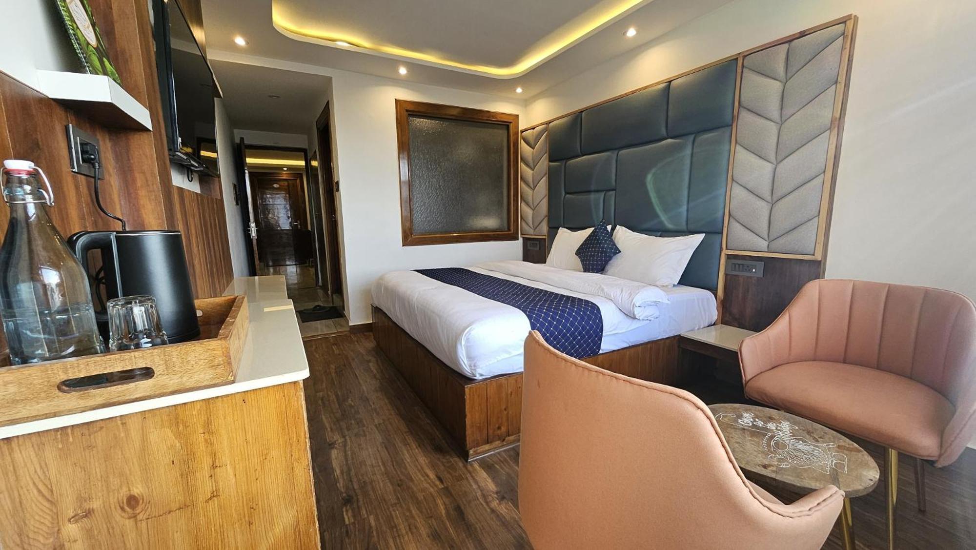 Mountain Zest- Simla Royale Near Mall Road Free Pickup From Railway Station Simla Экстерьер фото